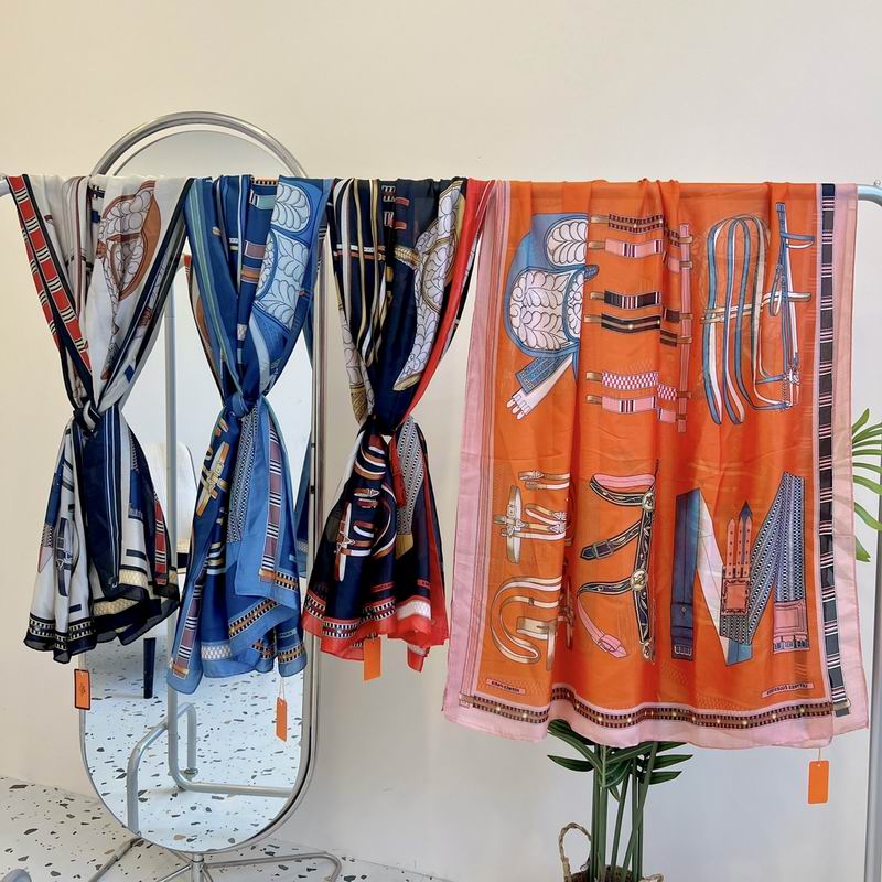 Hermes silk scarf 90-180cm E24